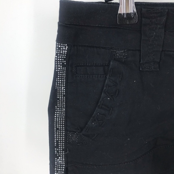 BKE Casuals Molly Black Shorts Size 25 - Picture 3 of 6